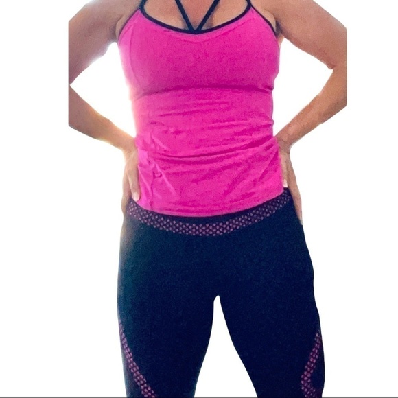 Lorna Jane hot pink sports bra tank - Picture 5 of 10